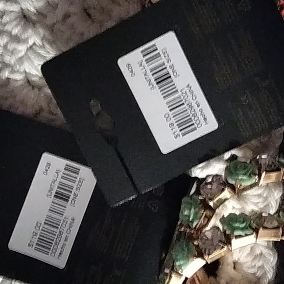 NWT Forever 21 Rose & Rhinestone Elastic Gold Tone Pink & Mint Bracelets Bundle - Picture 5 of 6